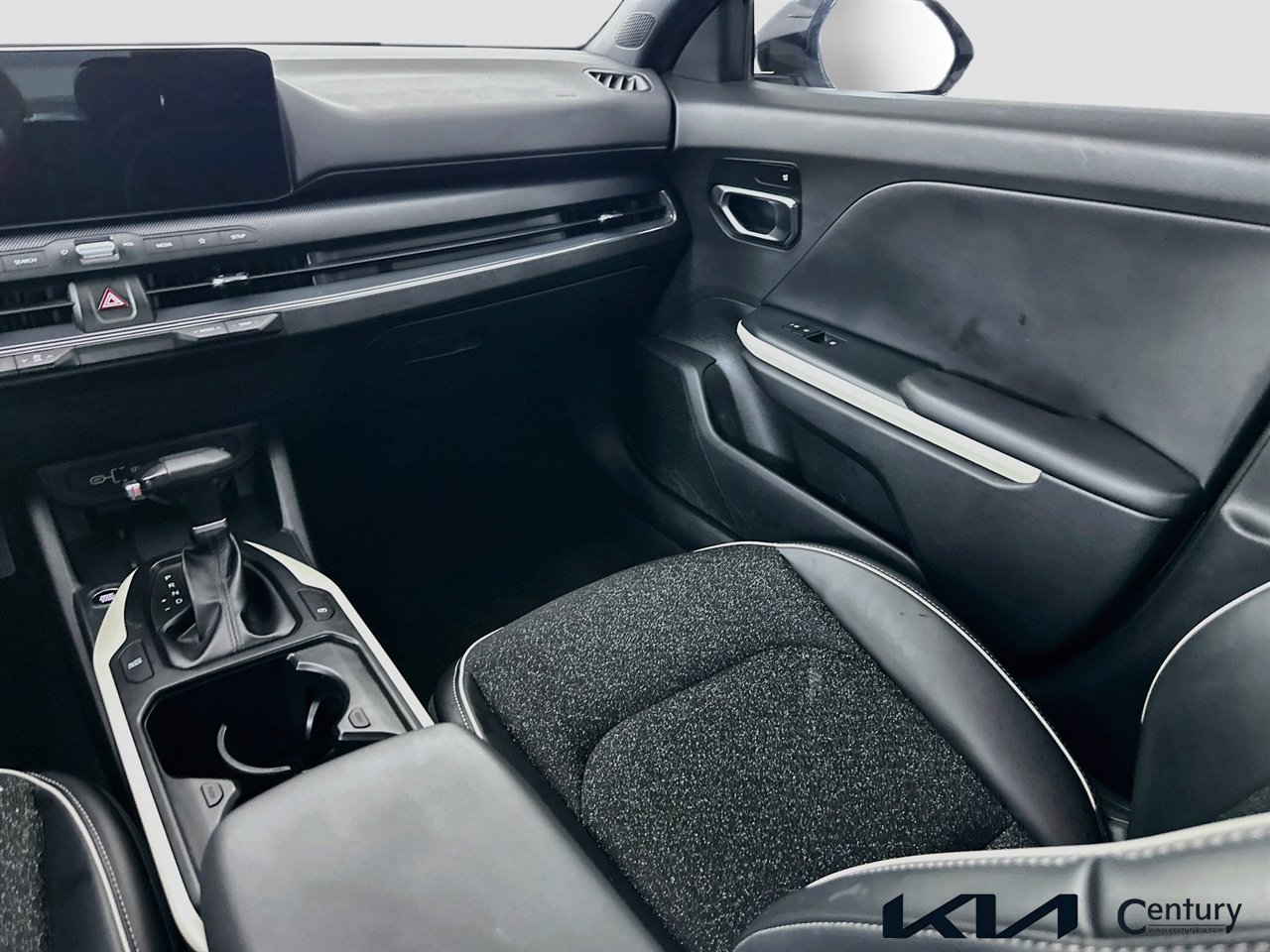 Certified 2025 Kia K4 GT-Line FWD image 22