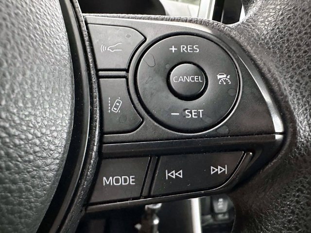 Used 2023 Toyota RAV4 LE AWD/4WD image 26