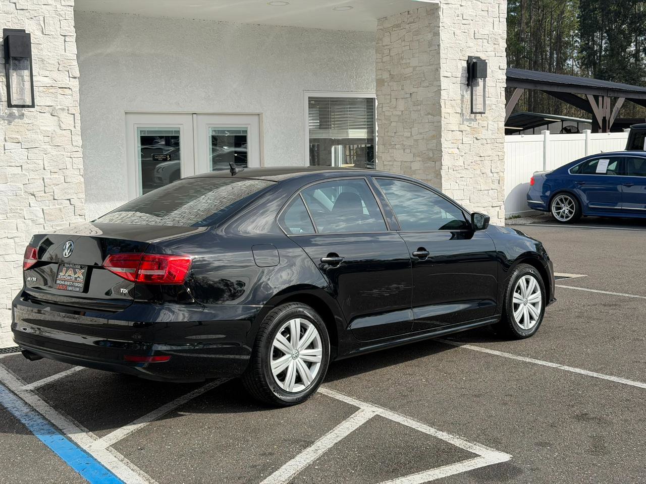 Used 2015 Volkswagen Jetta TDI S image 13