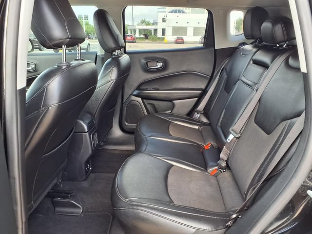 Used 2019 Jeep Compass Latitude FWD image 5