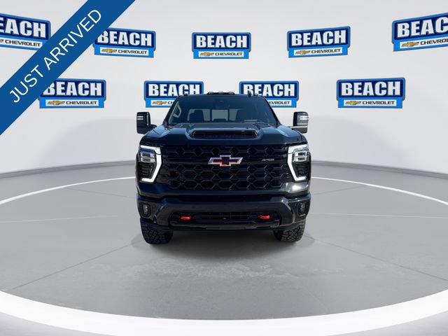 New 2026 Chevrolet Silverado 2500 ZR2 image 3