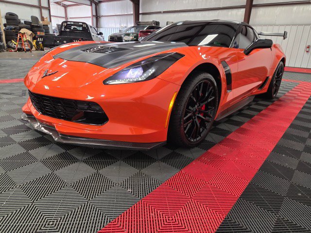 Used 2019 Chevrolet Corvette Z06 RWD image 19