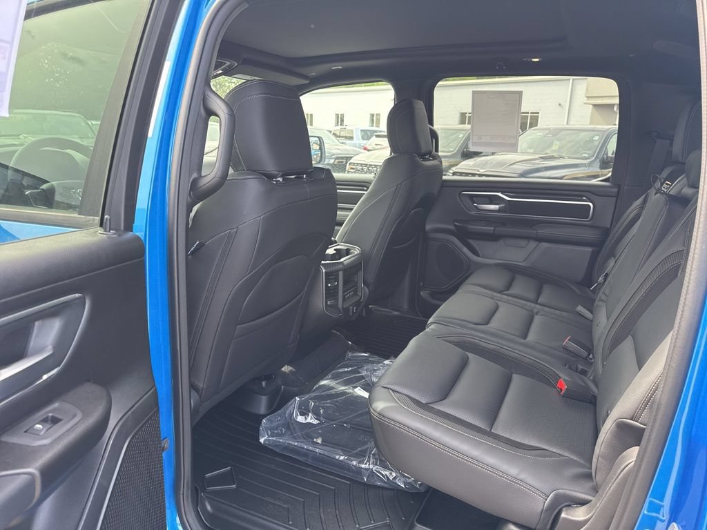 New 2026 RAM 1500 Big Horn AWD/4WD image 12