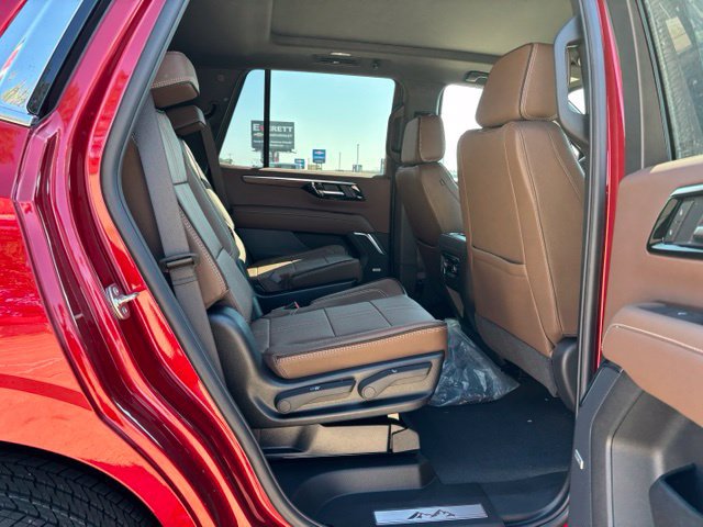 New 2026 Chevrolet Tahoe High Country w/ Sun And Tow Package AWD/4WD image 15