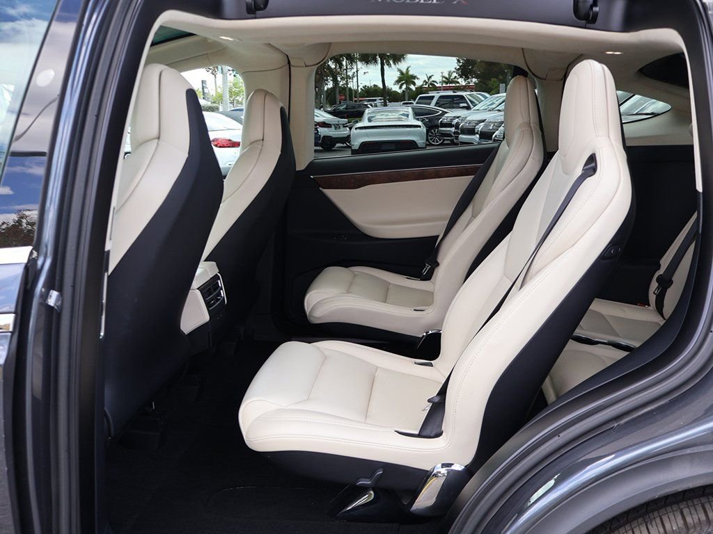 Used 2017 Tesla Model X P100D image 36