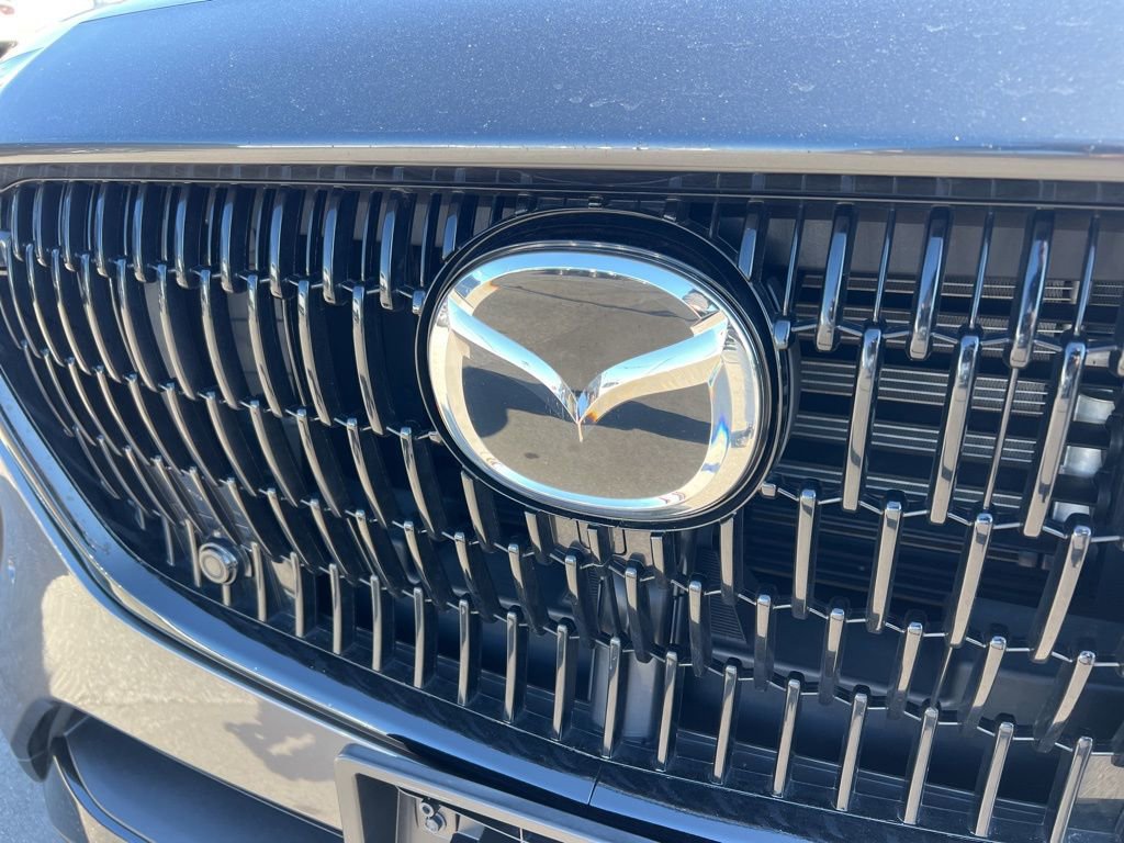 Used 2024 MAZDA CX-90 Plug-In Hybrid w/ Premium Pkg image 11