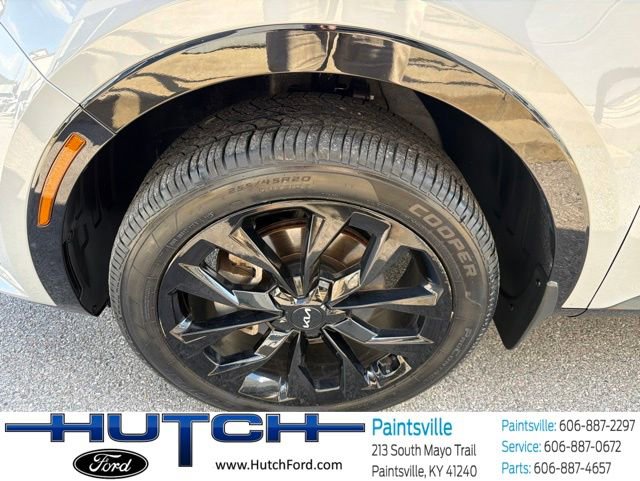 Used 2023 Kia Sorento SX AWD/4WD image 7