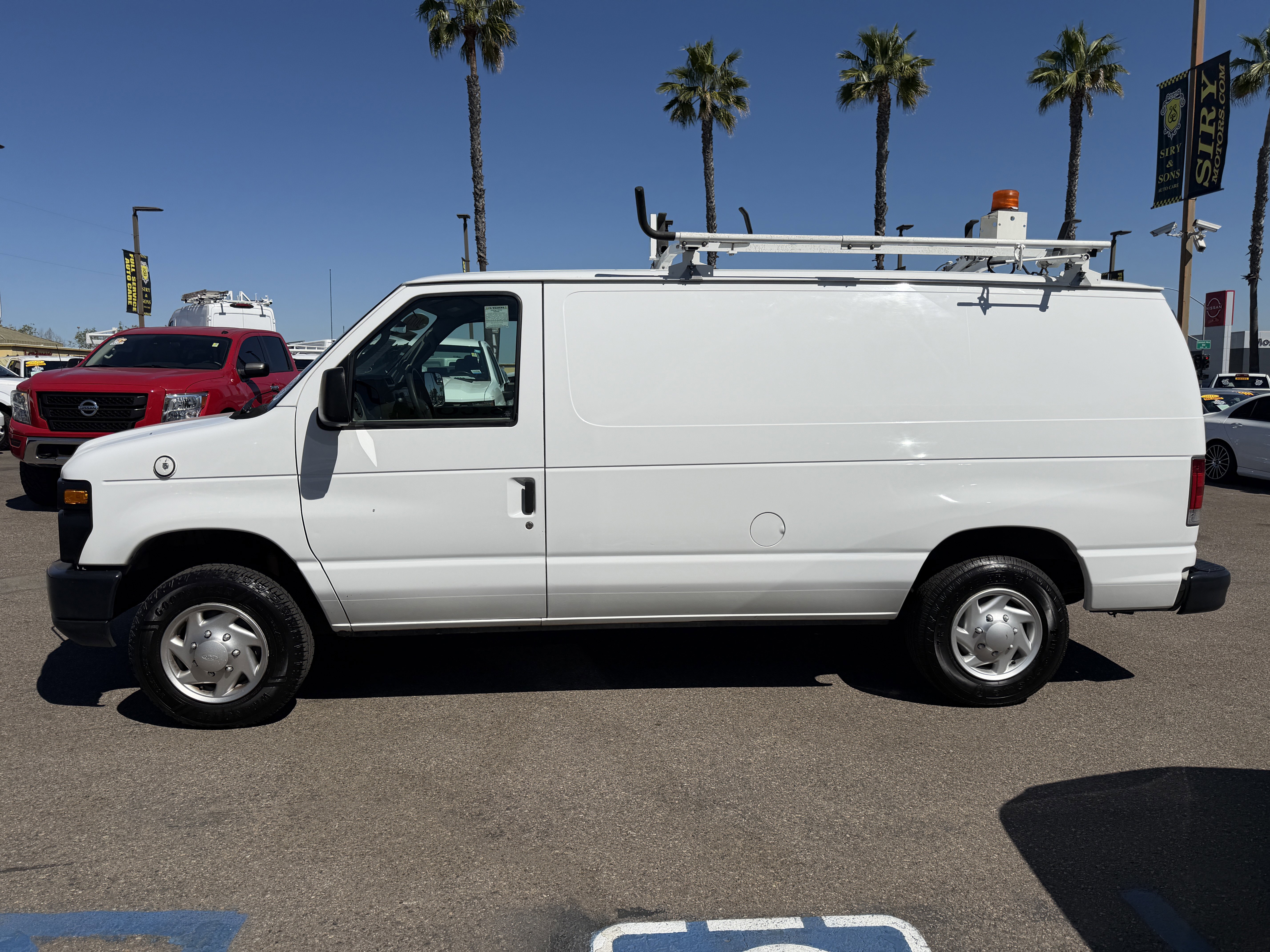 Used 2013 Ford E-150 and Econoline 150 w/ PWR Group RWD image 6