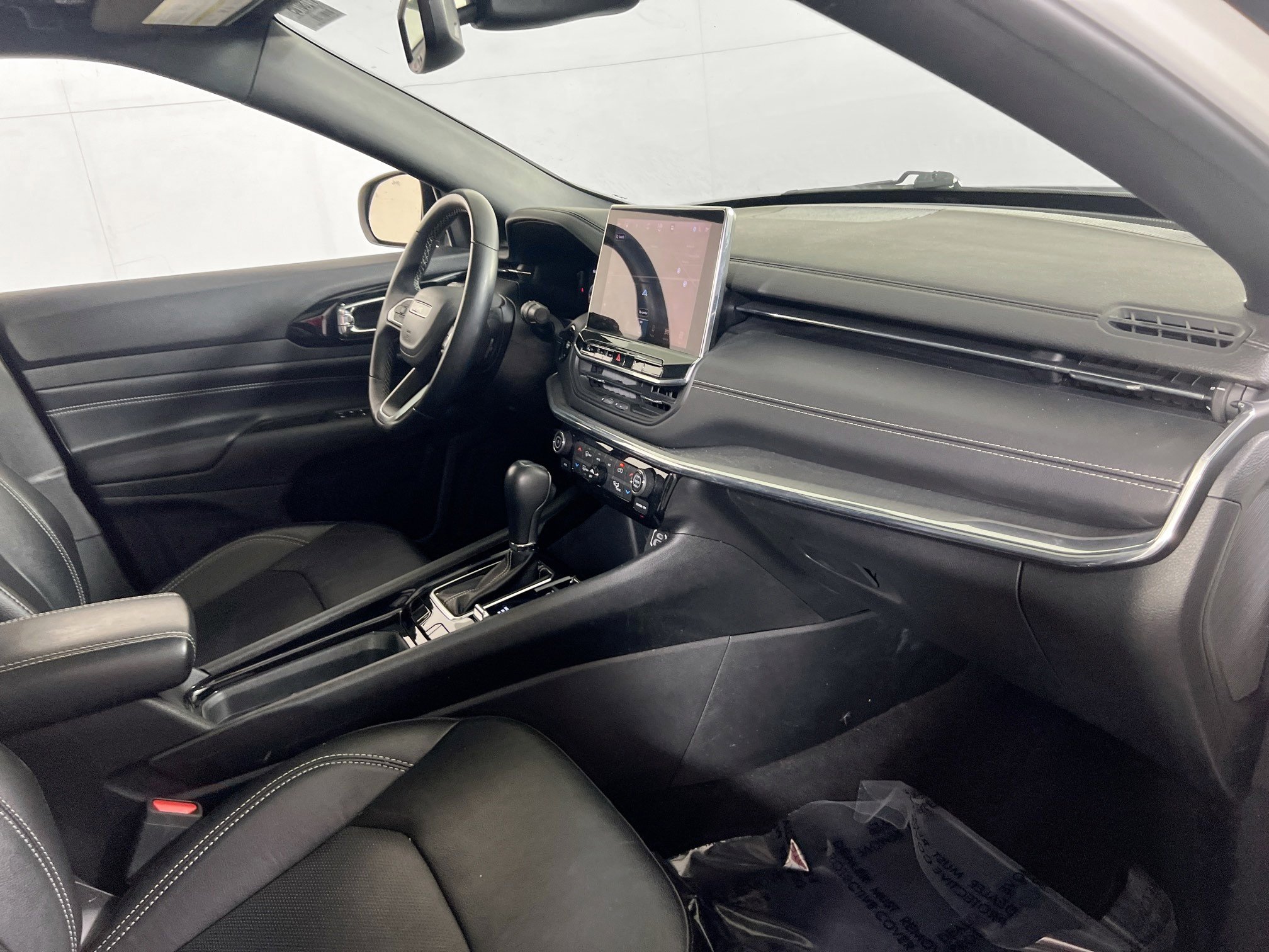 Used 2022 Jeep Compass High Altitude image 30