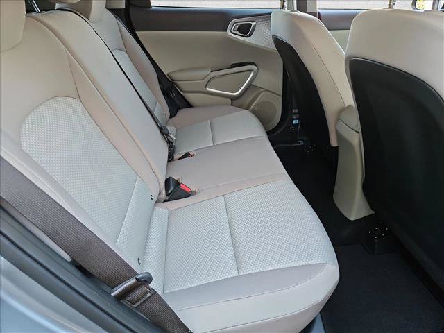 Used 2022 Kia Soul LX FWD image 18