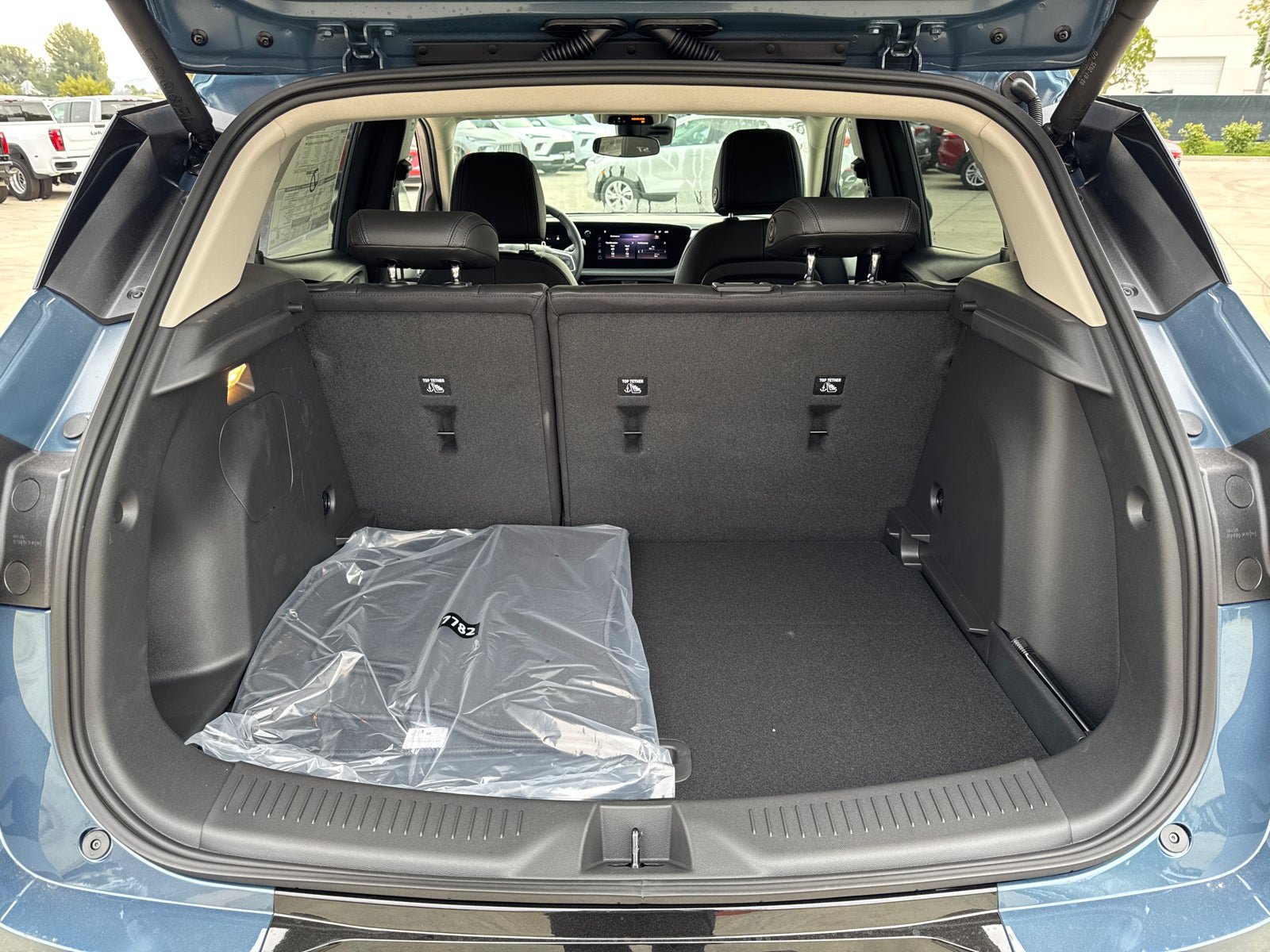 Used 2026 Buick Encore GX Sport Touring w/ Comfort Package FWD image 9
