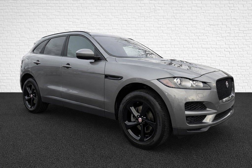 Used 2020 Jaguar F-PACE Premium image 3