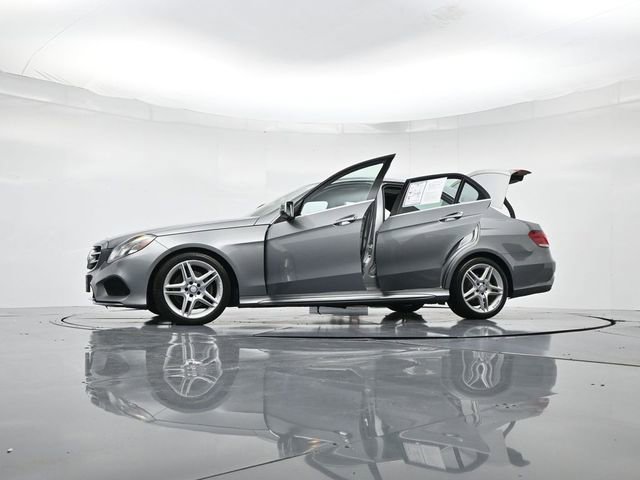 Used 2014 Mercedes-Benz E 350 4MATIC Sedan image 52