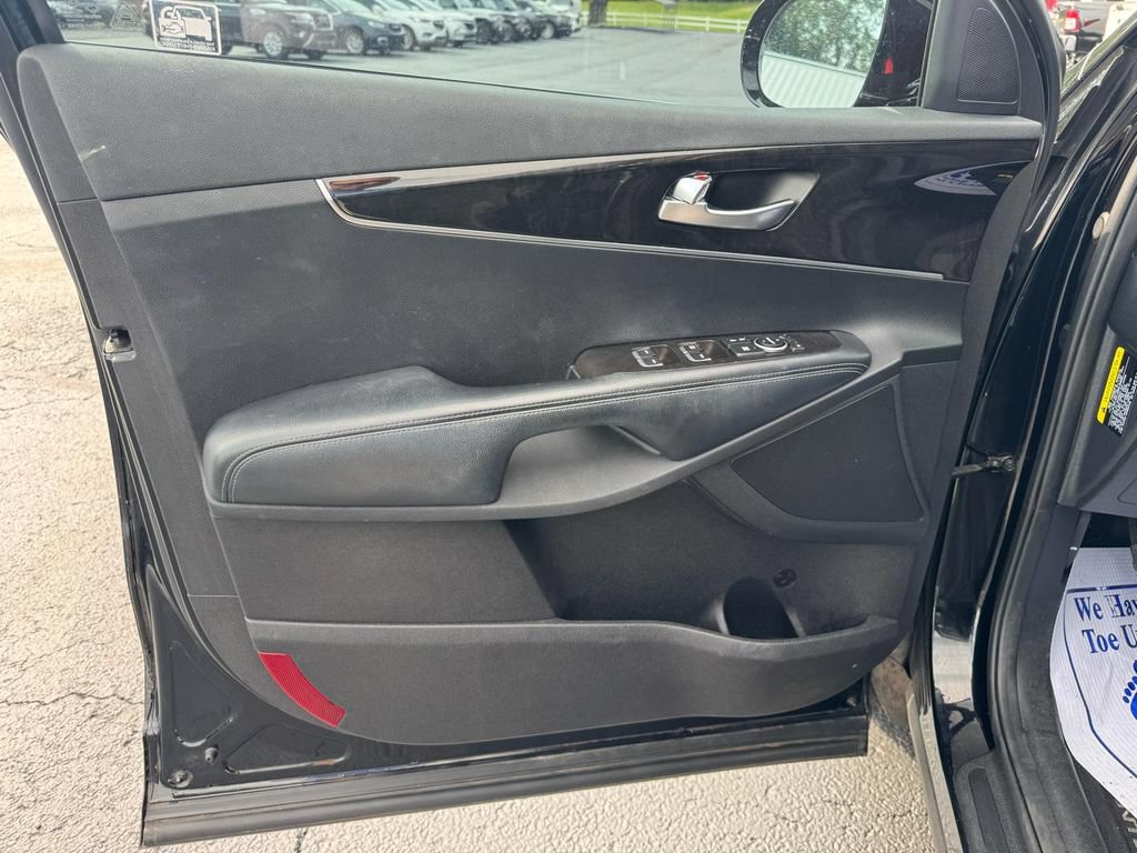 Used 2018 Kia Sorento L FWD image 9