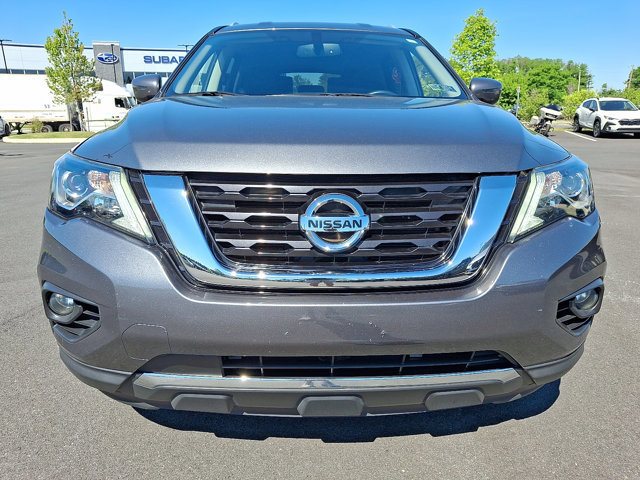 Used 2020 Nissan Pathfinder SV AWD/4WD image 2