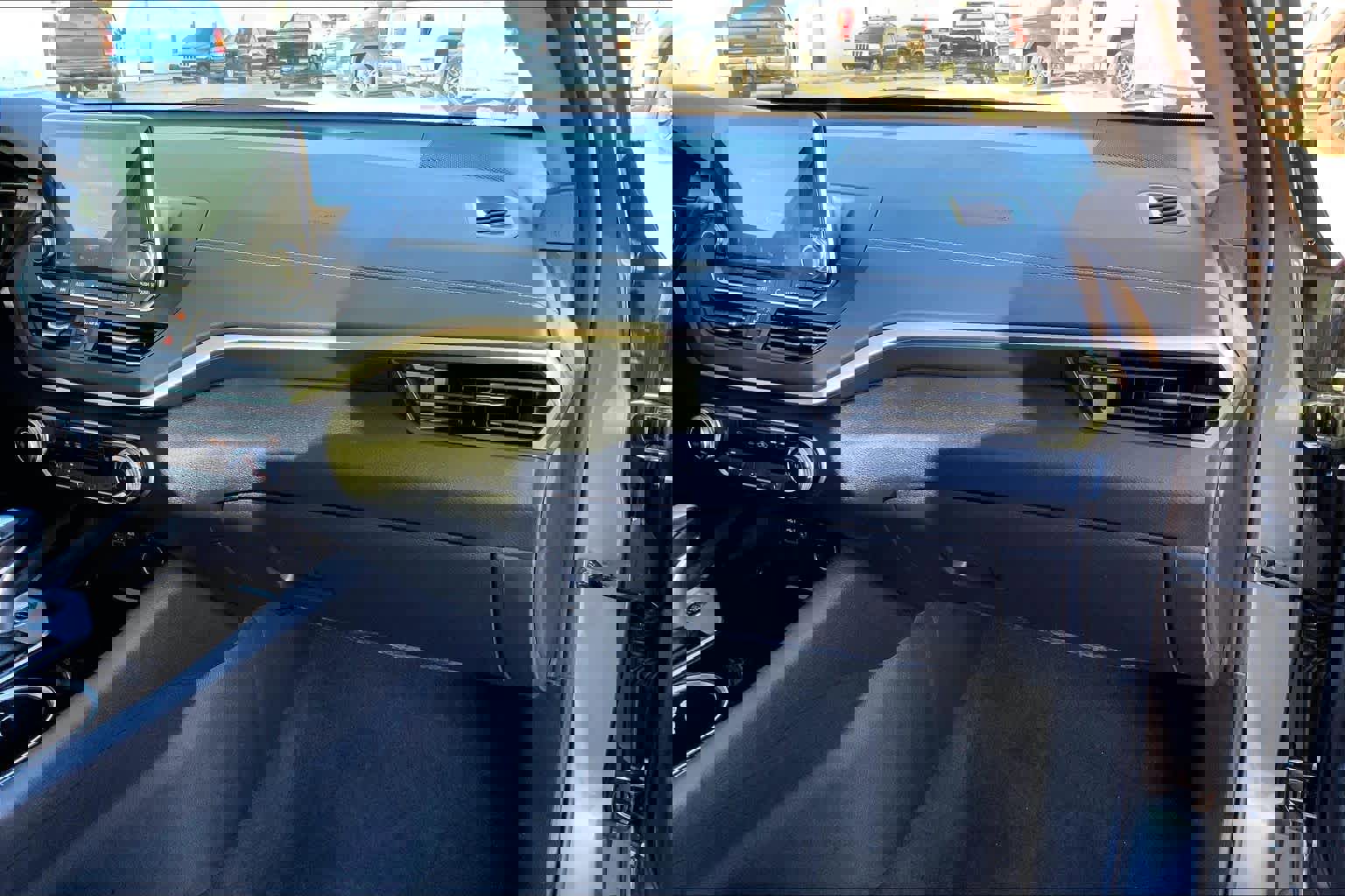 Used 2022 Nissan Altima 2.5 SV w/ SV Premium Package image 19