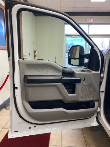 Used 2017 Ford F250 XL w/ Power Equipment Group image 11