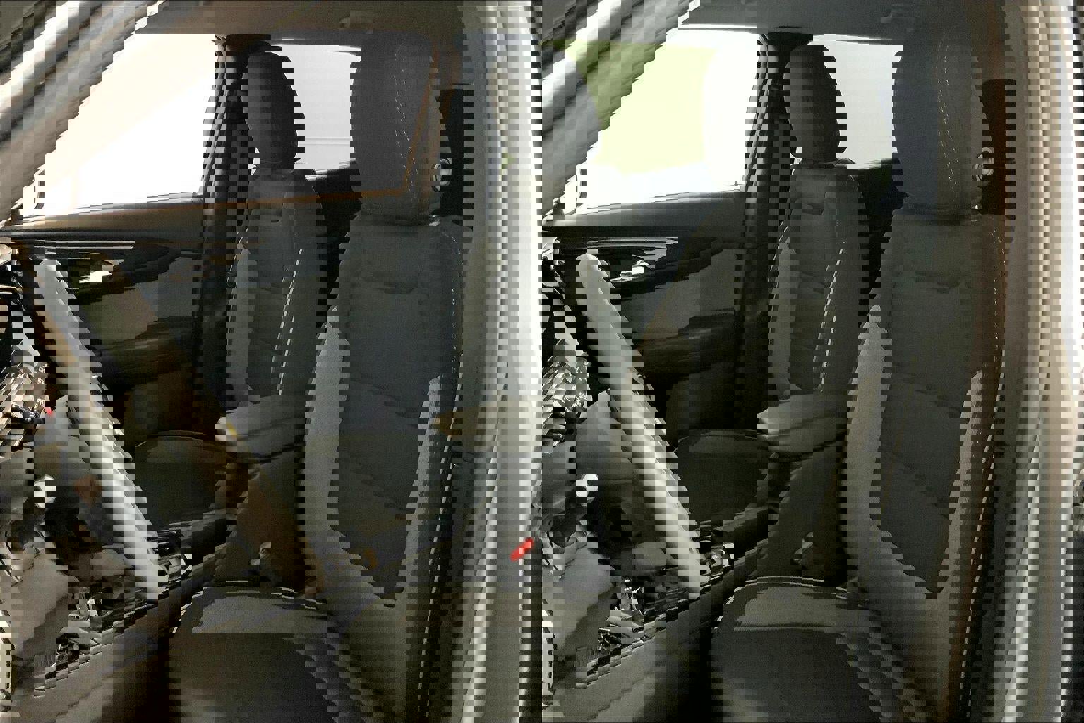 Used 2025 Chevrolet TrailBlazer LT AWD/4WD image 22