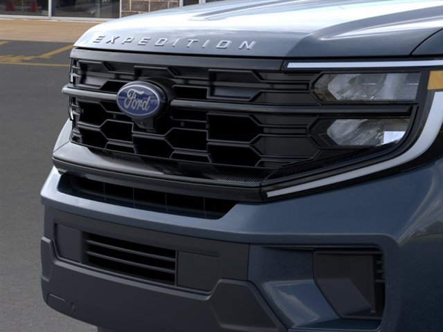 New 2026 Ford Expedition Active AWD/4WD image 17