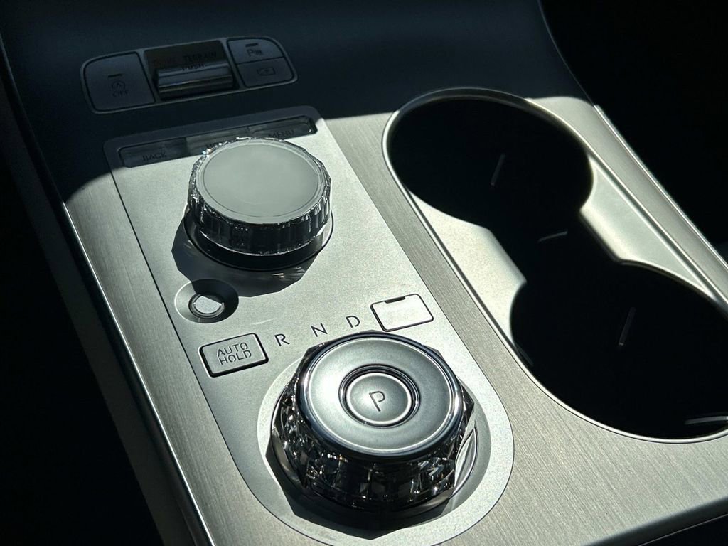 New 2026 Genesis GV70 2.5T Advanced image 30