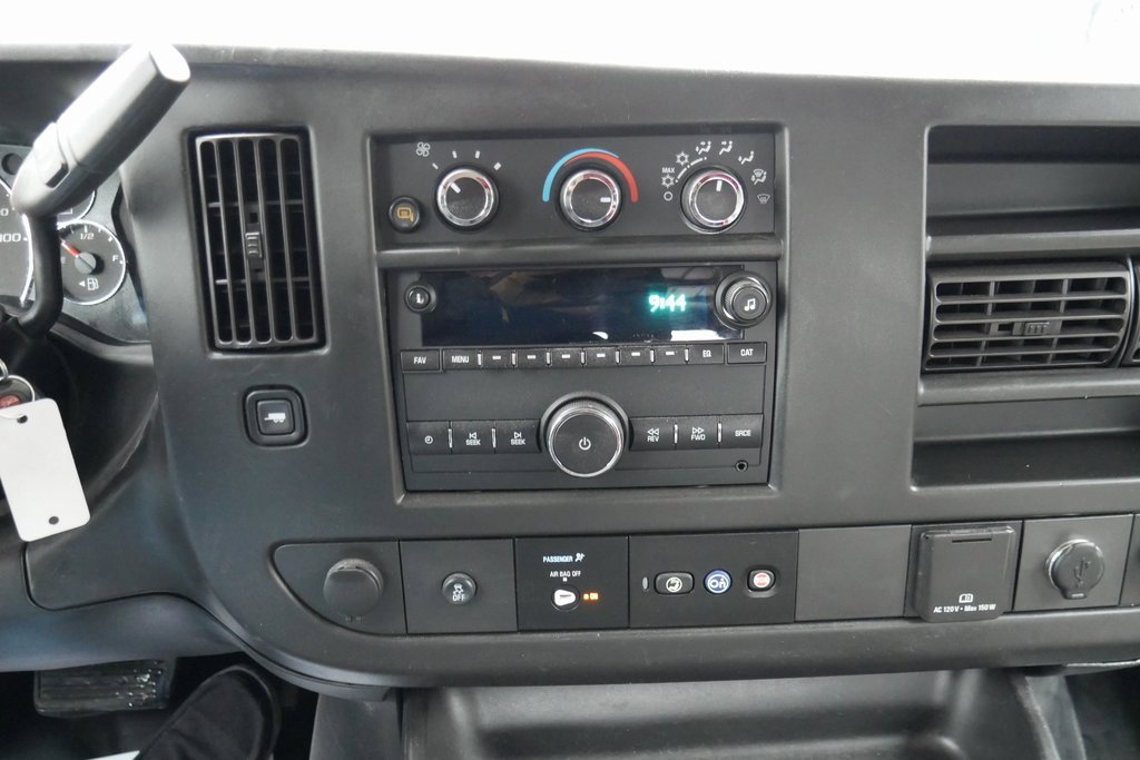 Used 2017 GMC Savana 2500 image 16