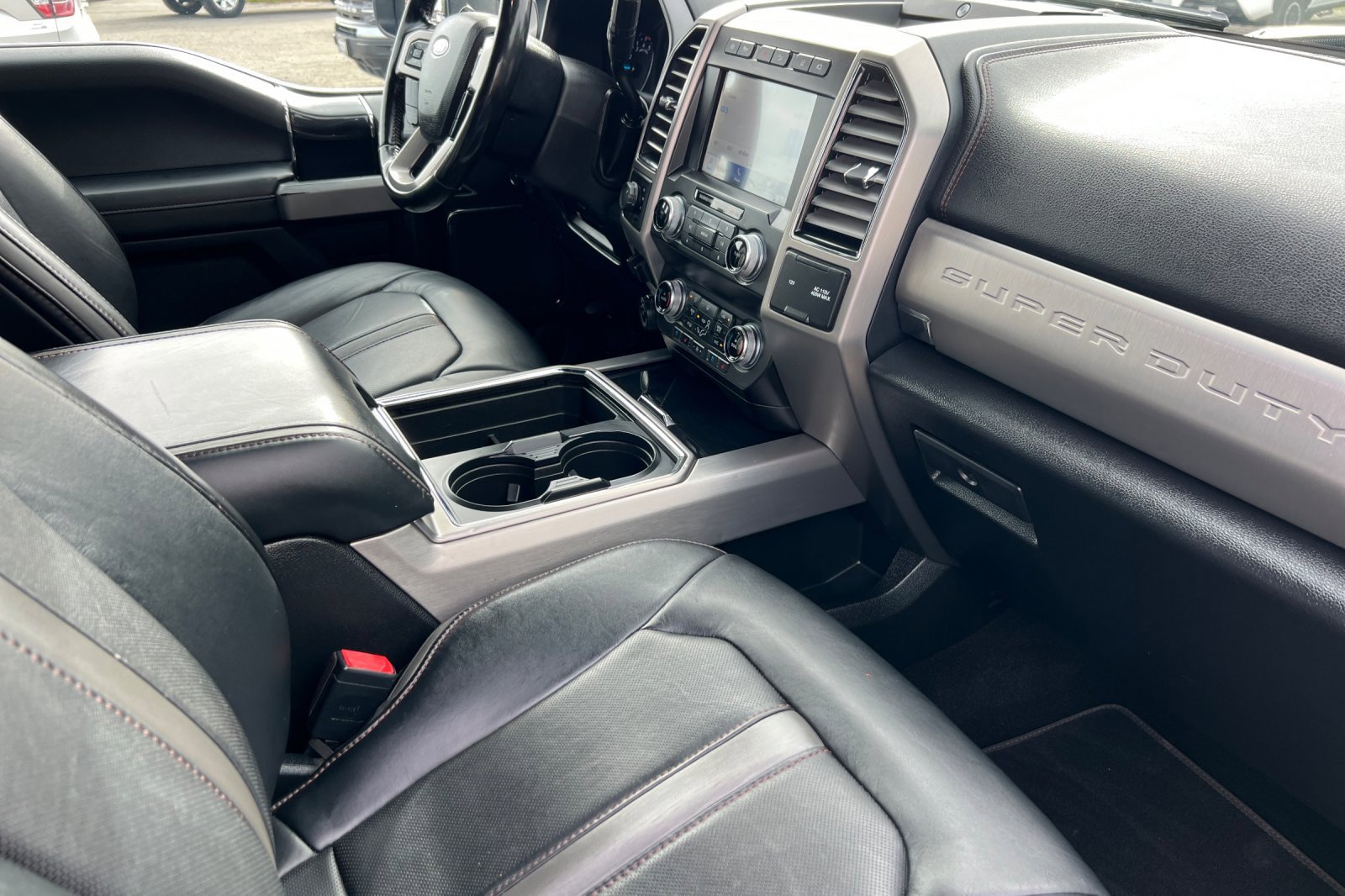 Used 2020 Ford F350 Platinum image 15