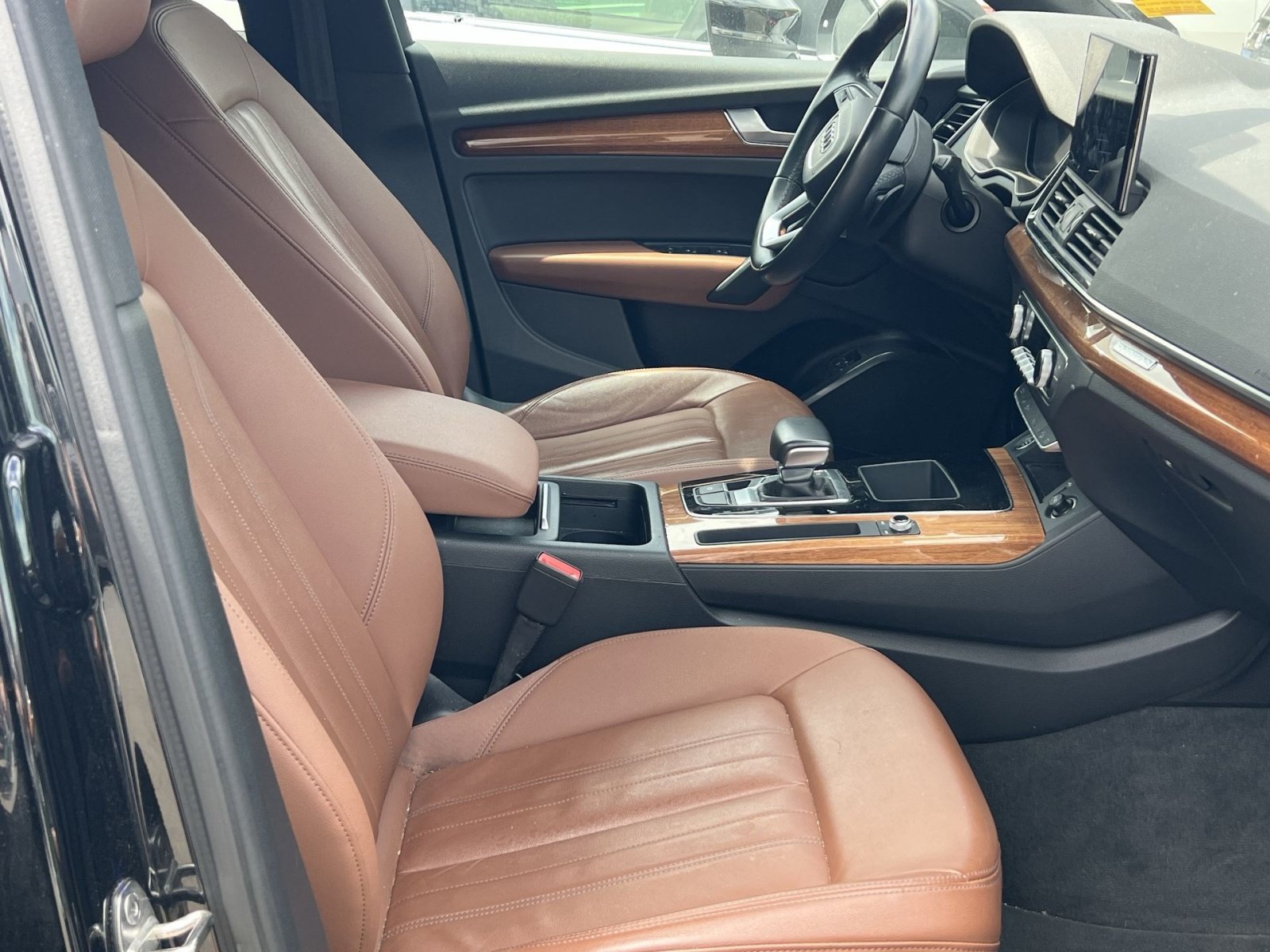 Used 2021 Audi Q5 e Premium w/ Convenience Package AWD/4WD image 25
