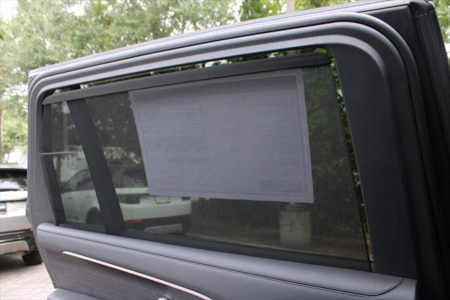 New 2025 Land Rover Range Rover Long Wheelbase SE image 28