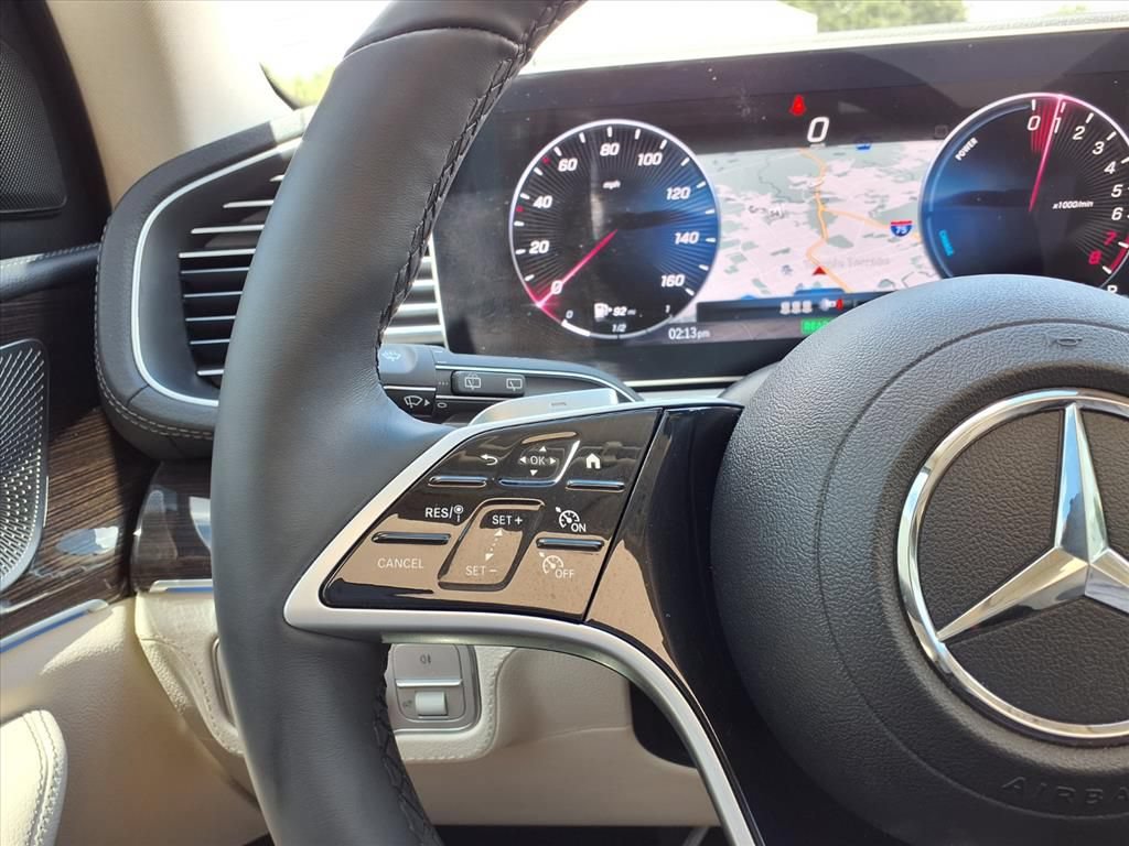 Used 2024 Mercedes-Benz GLE 450e 4MATIC image 30