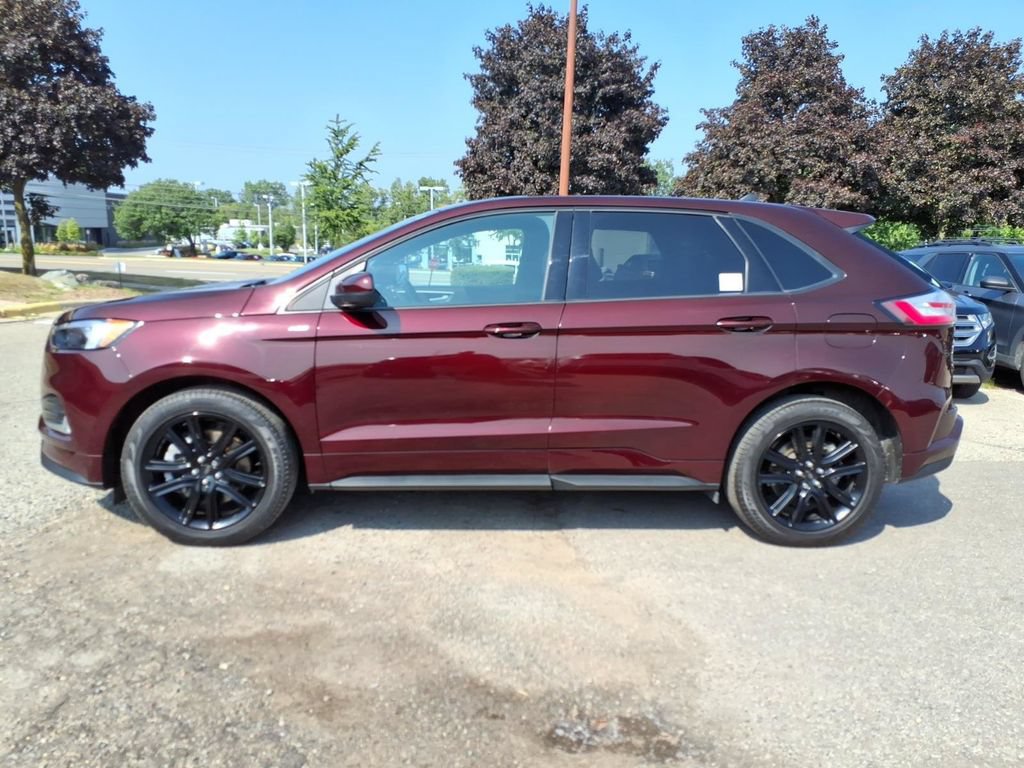 Used 2024 Ford Edge ST-Line AWD/4WD image 2