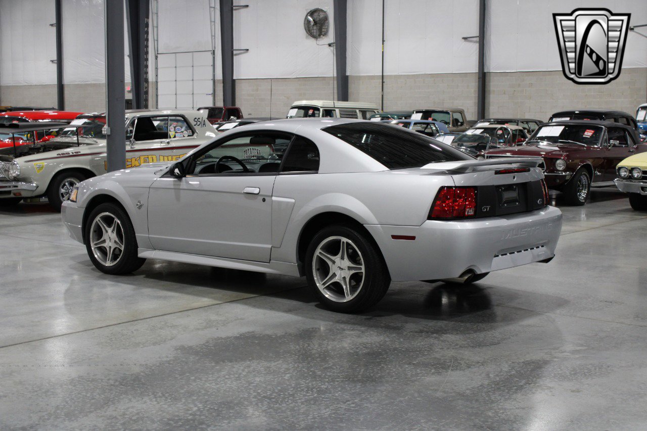 Used 1999 Ford Mustang GT image 3