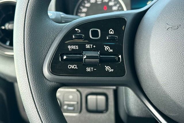 Used 2024 Mercedes-Benz Sprinter 3500 image 21