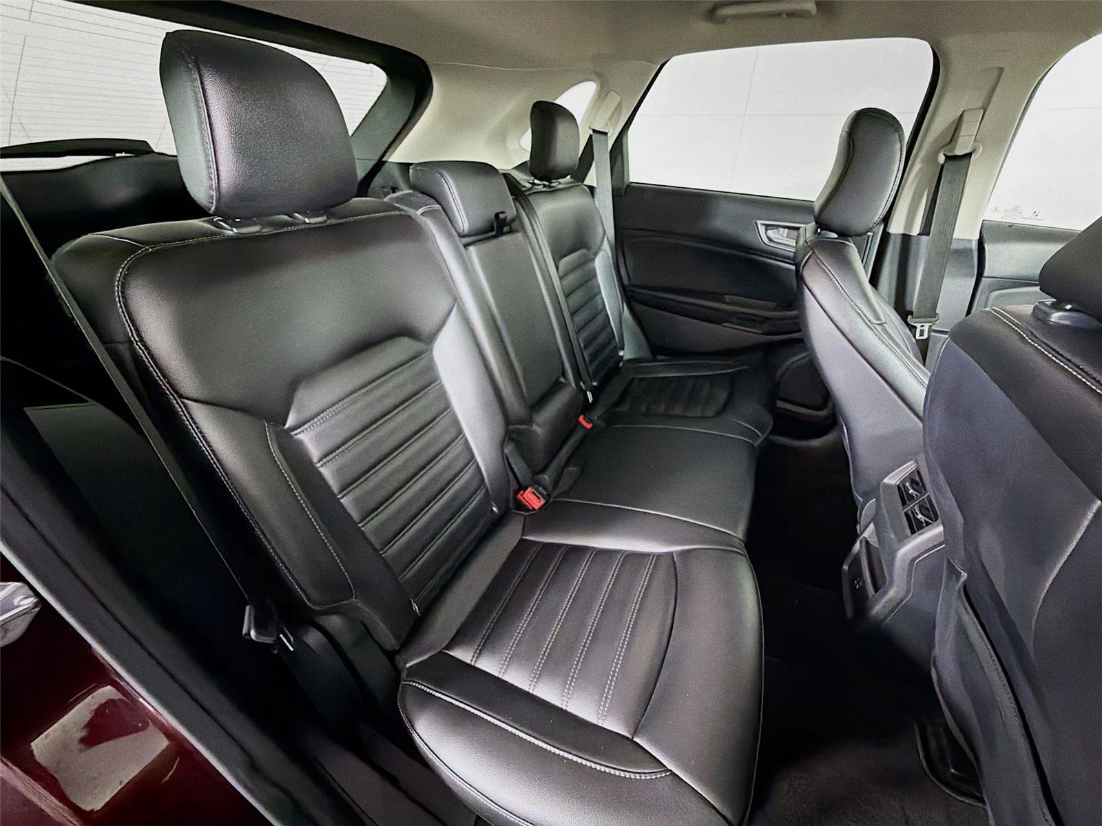 Used 2022 Ford Edge SEL AWD/4WD image 27