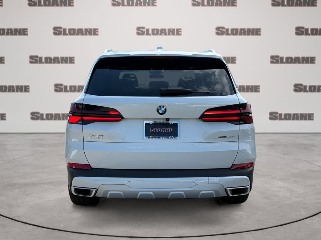Used 2024 BMW X5 xDrive40i AWD/4WD image 4