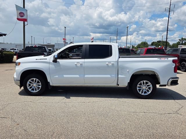 Used 2024 Chevrolet Silverado 1500 LT AWD/4WD image 4