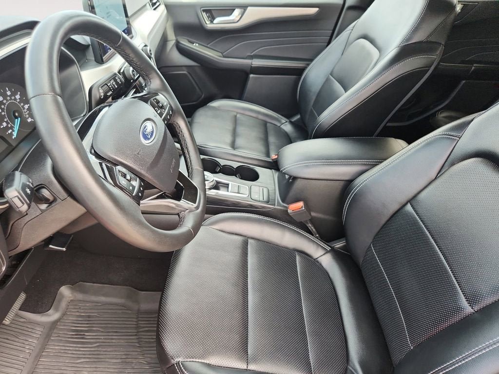 Used 2022 Ford Escape SEL AWD/4WD image 9