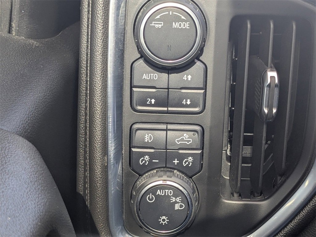 Used 2021 Chevrolet Silverado 1500 LT Trail Boss w/ Bed Protection Package image 24