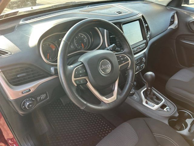 Used 2017 Jeep Cherokee Latitude w/ Safety/Convenience Group image 15