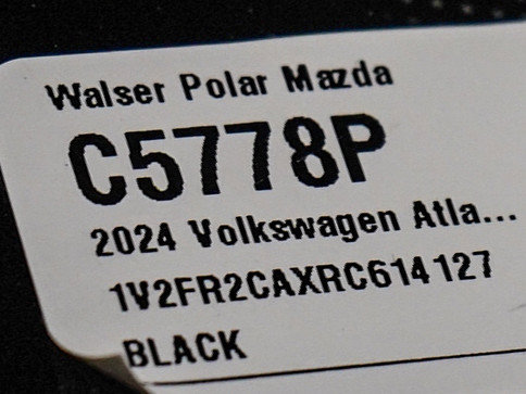 Used 2024 Volkswagen Atlas SEL Premium R-Line AWD/4WD image 32