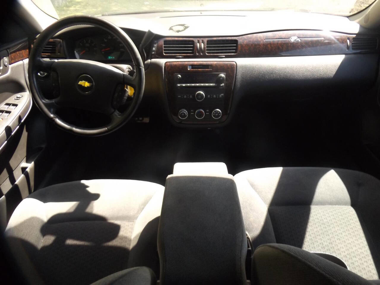 Used 2013 Chevrolet Impala LS FWD image 14