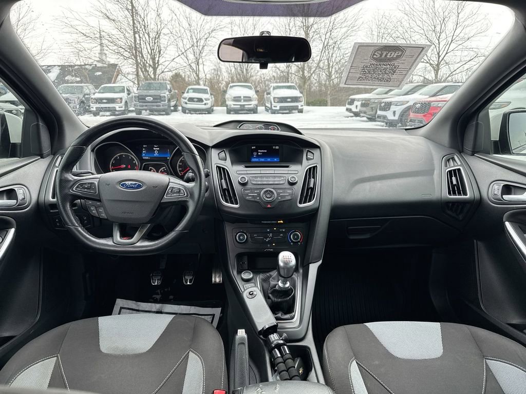 Used 2015 Ford Focus ST image 10