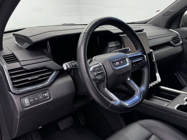 Used 2024 GMC Acadia Elevation image 16