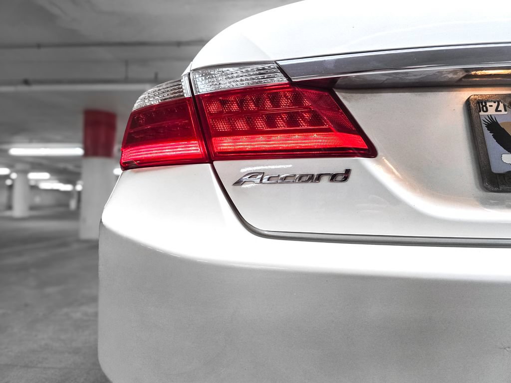 Used 2013 Honda Accord EX-L image 9