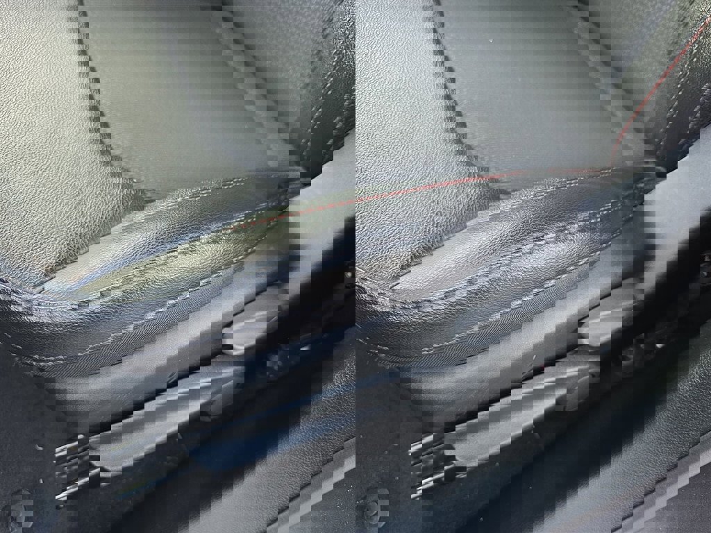 Used 2023 Jeep Compass Trailhawk image 14