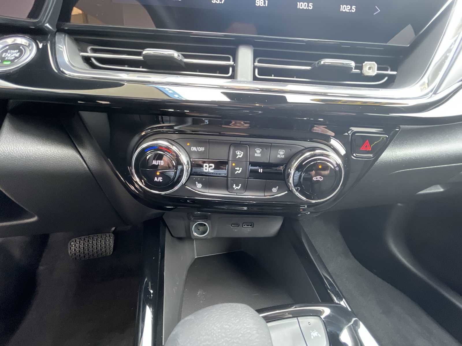 Used 2025 Chevrolet Trax ACTIV w/ Driver Confidence Package image 33