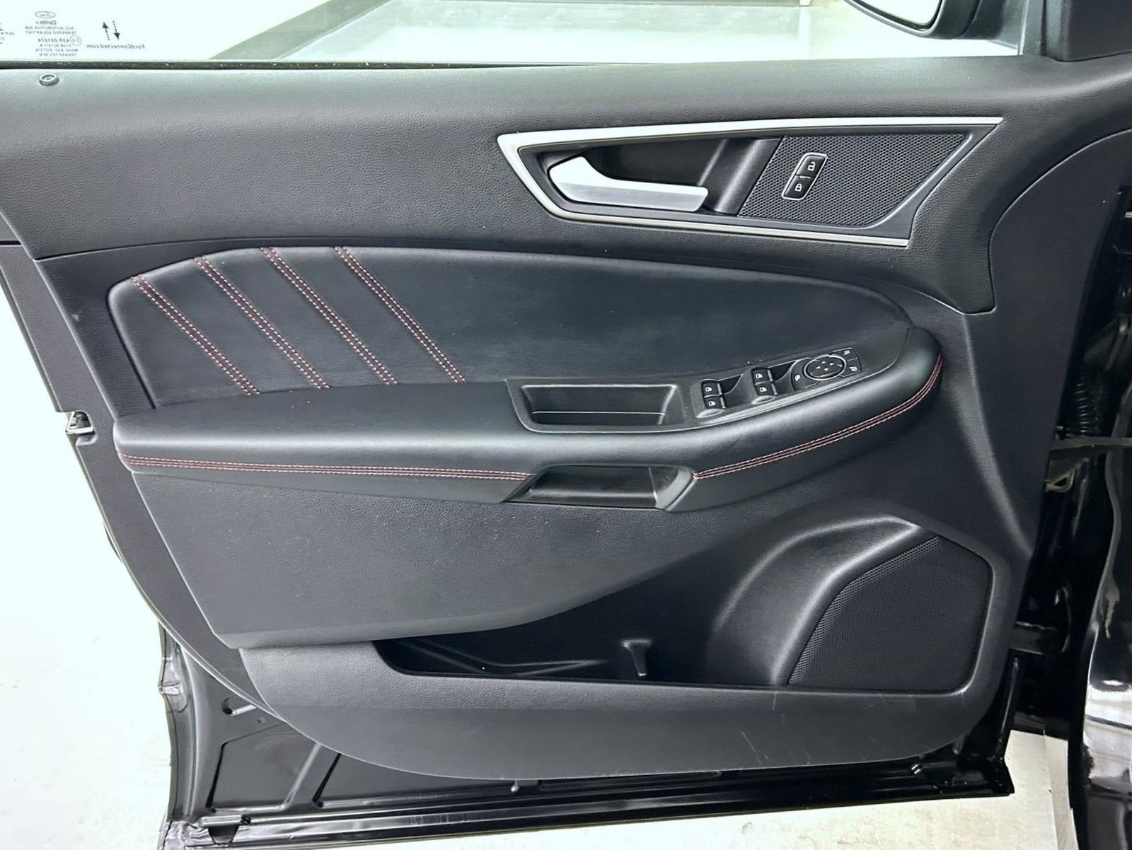 Used 2021 Ford Edge ST-Line image 9