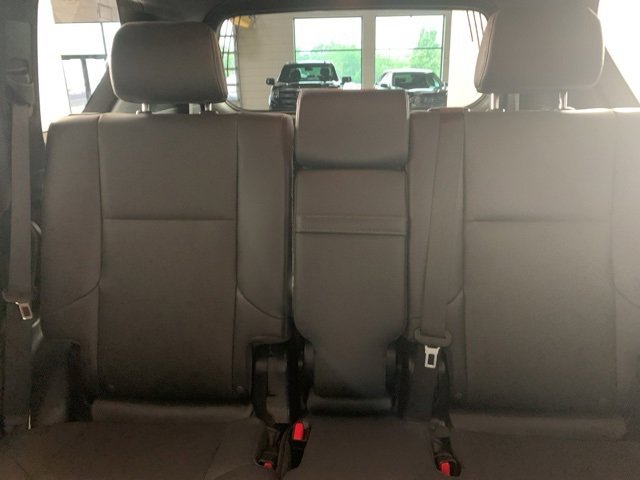 Used 2023 Lexus GX 460 Premium w/ Premium Package image 23