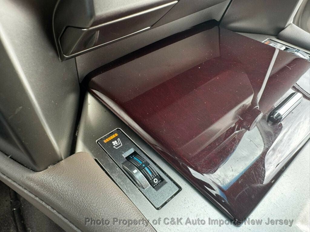 Used 2019 Lexus GX 460 Premium AWD/4WD image 36