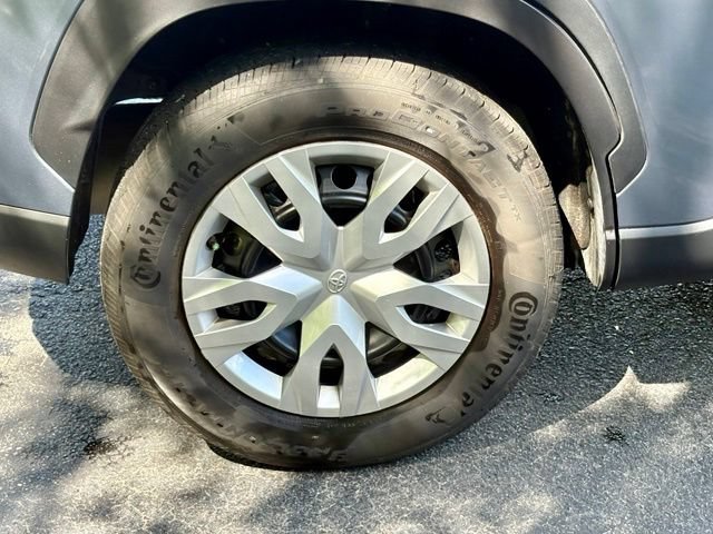 Used 2025 Toyota Corolla Cross L FWD image 28
