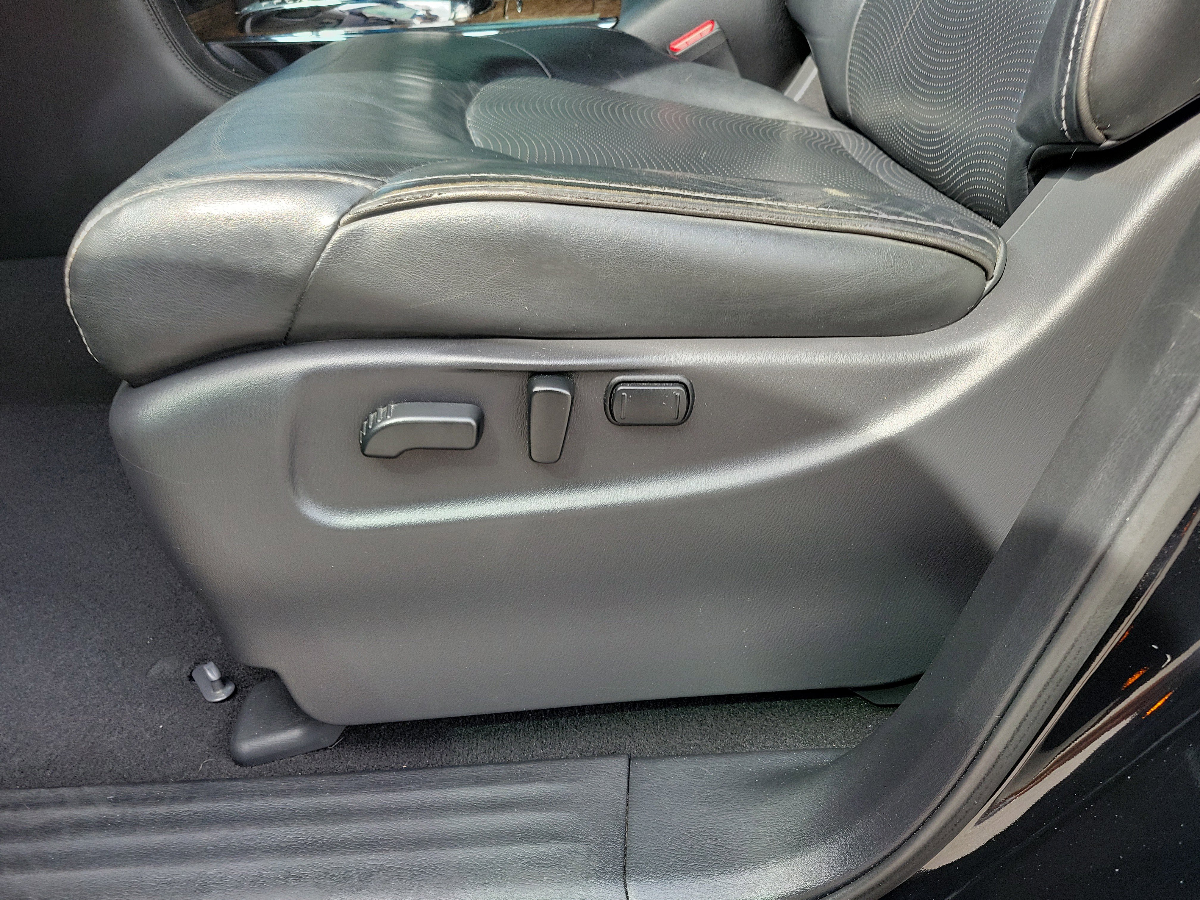 Used 2016 INFINITI QX80 Luxe w/ 22" Wheel Package image 19